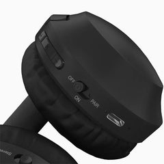 Duet Dual Wireless Headphones for TV, 2.4G connection, featuring independent volume control and on/off switch